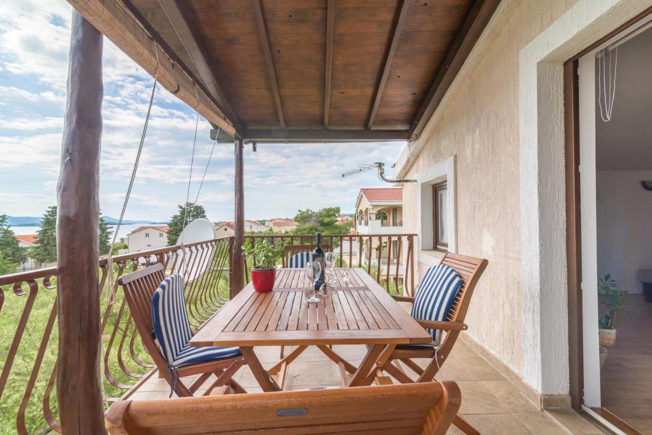 Apartments Bepina Biograd Na Moru Exterior foto